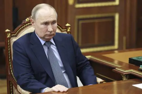 E Putin (interessato) vede Erdogan e Xi