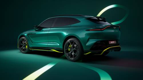  Aston Martin DBX707 AMR24, guarda tutte le foto