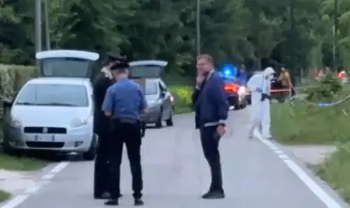 Treviso, trovato il cadavere di una donna in un casolare con ferite al collo