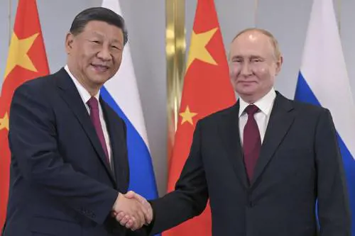 Asse tra Xi e Putin: "Intervento Usa? Effetti pericolosi". Il pressing dell'Ue