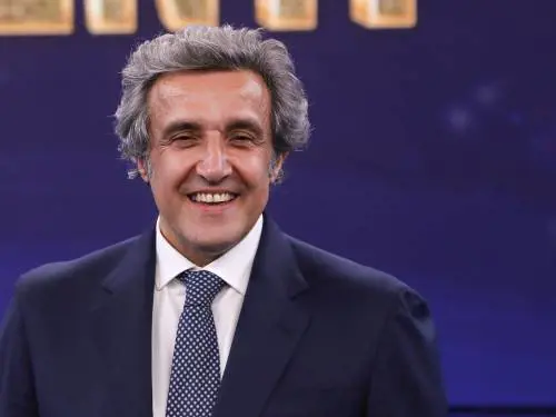 Insinna è Tale e quale alla Rai