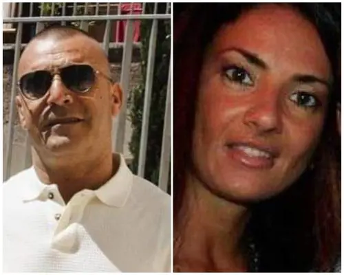 Le botte e l'alcol prima del delitto. Molinaro fa scena muta davanti al gip
