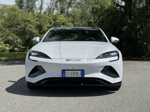BYD Seal: guarda la gallery della nuova berlina elettrica da 530 CV