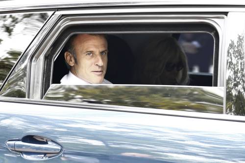 Elezioni in Francia, attesa per le decisioni di Macron: "Aspetterà la nuova Assemblea"