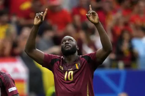 Calciomercato, tra colpi e sogni: blitz del Napoli per Lukaku, s'infiamma l'asse Milan-Juve