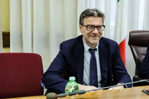 Giorgetti difende l'autonomia differenziata: "Ci sarà un'equa distribuzione di risorse"