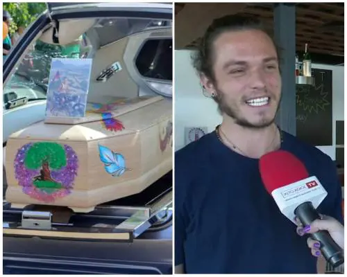 L'ultimo saluto ad Alex nella bara colorata. Gli sciamani: "Omicidio? No, un incidente"