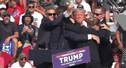 Trump scalda il Gop: la strategia moderata (e l'assegno di Musk)