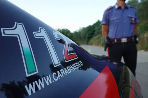 Abbandonò la madre per le vacanze, arrestata la figlia