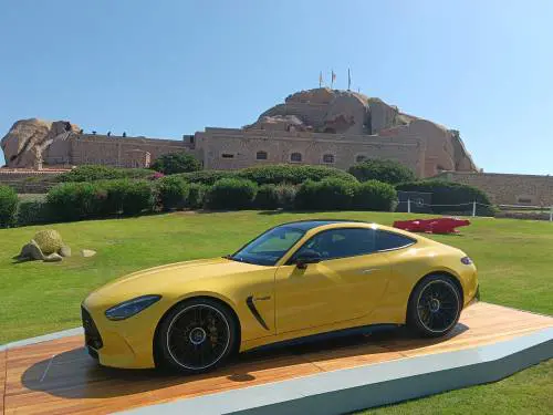 In Costa Smeralda a bordo del lusso estremo targato Mercedes 