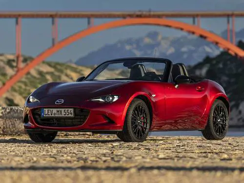 Nuova Mazda MX-5 2024: le 10 cose da sapere 