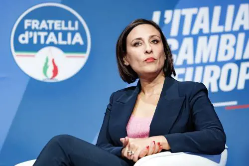 Corte dei conti Ue: "Non trasparenti i fondi alle Ong"