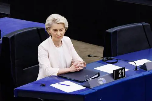 Von der Leyen: "Green Deal nei primi 100 giorni"