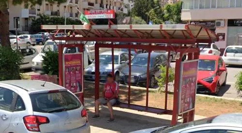 Palermo, vandalizzata la pensilina rossa in via D'Amelio