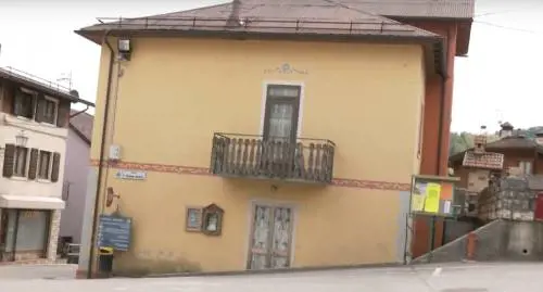 Resti umani di una donna nella soffitta della canonica: giallo nel vicentino 