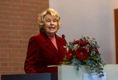 Stefania Craxi: "Fiumi di mistificazioni sull'amicizia tra mio padre e Berlusconi"