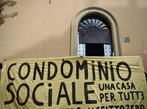 Il condominio occupato