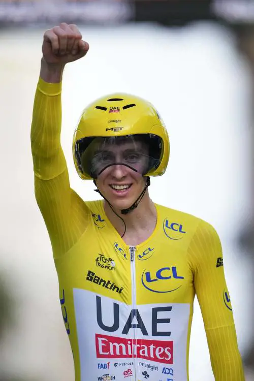 Tadej, l'adorabile testardo ha vinto le resistenze del team. Cipollini: "Rinunci, troppo dura"