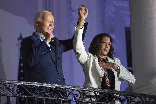 Il ritiro di Biden, il piano del Gop e i media: perché ora negli Usa cambia tutto