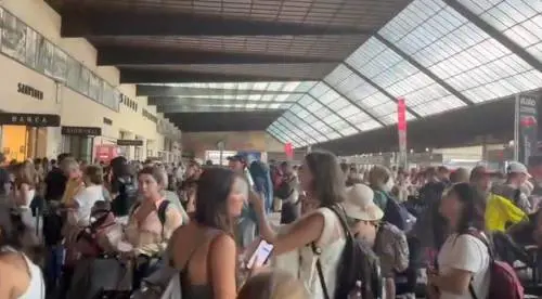 Linea elettrica, uomo sui binari, fulmini. Tre giorni di inferno per i treni tra Firenze e Roma