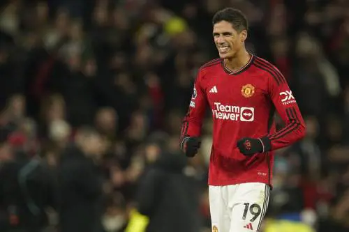 Calciomercato, tra colpi e sogni: Varane al Como è realtà, parte il valzer dei portieri in Serie A