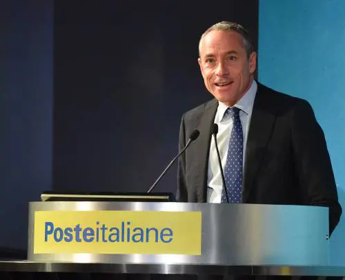 Tim torna italiana, Poste primo socio