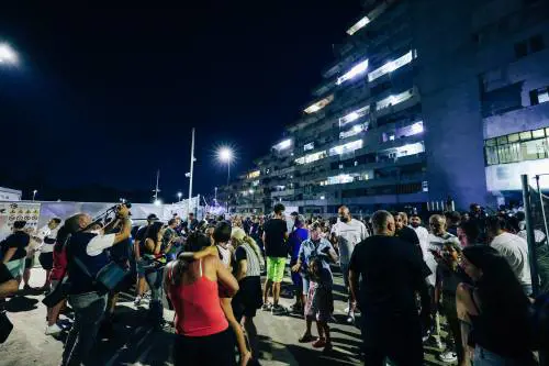 Ci siamo scordati di abbattere le Vele e di fare davvero rinascere Scampia