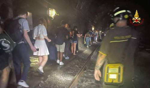 La fuga di gas a Pavia. Evacuate 20 famiglie e disagi alla circolazione dei treni