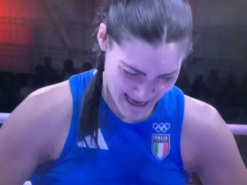 "Non è giusto, fa malissimo". Carini lascia l'incontro con l'algerina dopo 46 secondi