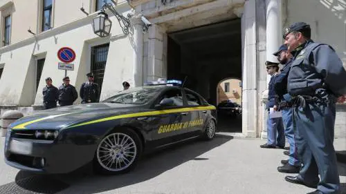 Fallimento "Moreschi". Adesso il sequestro di oltre 11mila scarpe