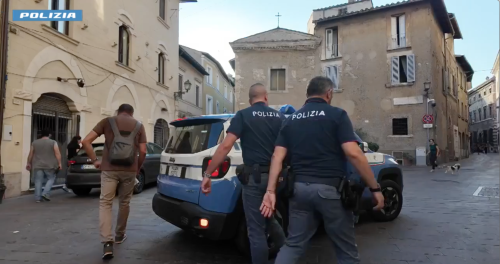 Favoreggiamento alla permanenza in Italia: in arresto un bengalese e un egiziano