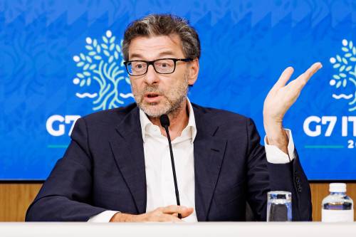 “Banche, su extraprofitti non faremo nuove tasse”