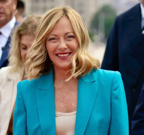 La premier Meloni esulta: "Noi sulla strada giusta. Ma c'è ancora da fare"
