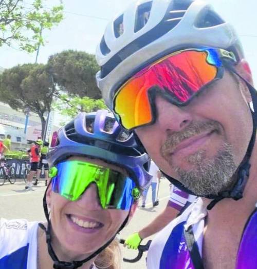 Incidente a Senigallia, coppia di ciclisti muore travolta da un'auto