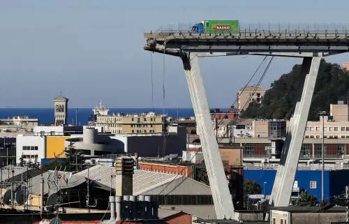 Ponte Morandi, Mattarella: "La sicurezza non ammette negligenze"