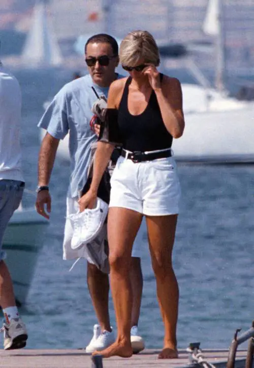 L’anello e la proposta di matrimonio. Il mistero dei veri sentimenti di Diana per Dodi al-Fayed 