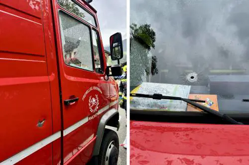 San Candido, ammazza il padre e la vicina e si barrica in casa: si spara durante il blitz