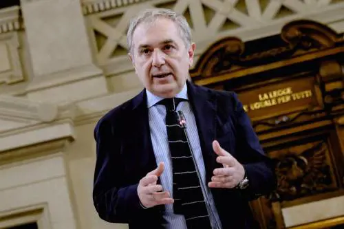 Sfregio a Tortora dal presidente Anm