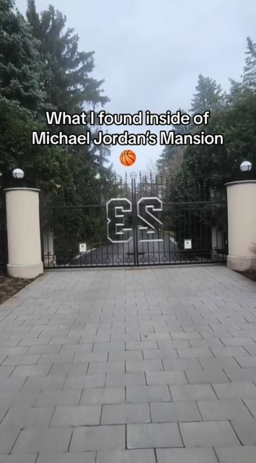 Le immagini della villa abbandonata di Michael Jordan a Chicago