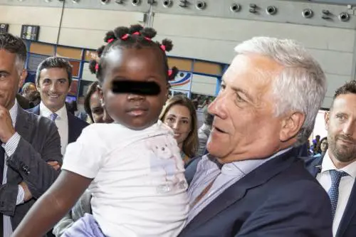 Cittadinanza, scintille tra Fi e Lega. "Conseguenze se Tajani va avanti"