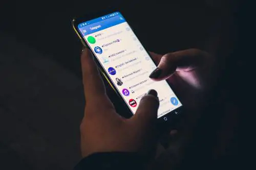 La chat dell'orrore su Telegram: le istruzioni su come stuprare le donne