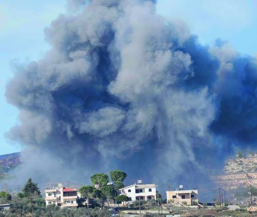 "Attacco di terra in Libano". Israele, i piani anti-Hezbollah