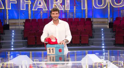 Affari Tuoi, ricomincia il programma di De Martino: quali sono le novità