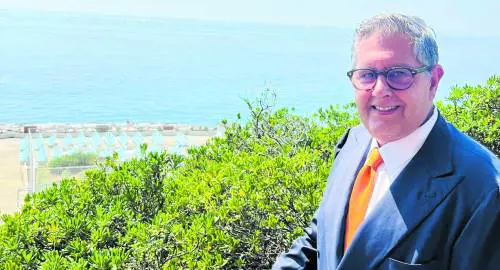 La solitudine di un politico