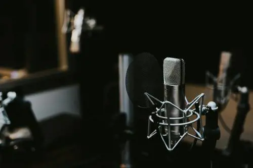 La radio vince la "prova Papa"