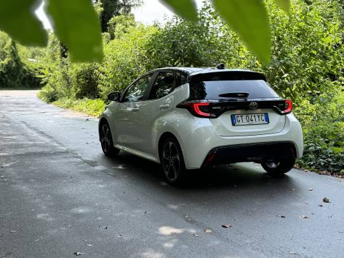 Toyota Yaris 2024: il video in pillole dell'ibrido da 130 CV