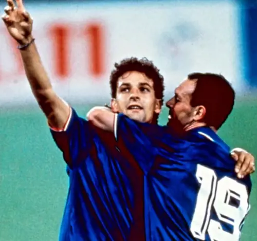 Schillaci resta ricoverato. Gli auguri di Baggio: "Forza Totò"