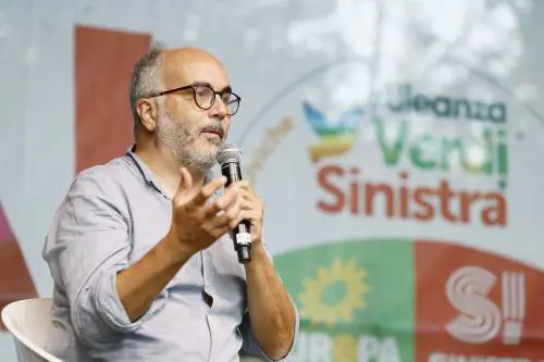 Altro procedimento disciplinare per Raimo. Sinistra in soccorso