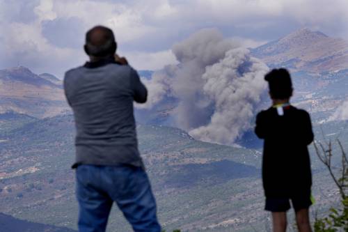 Altri raid contro Hezbollah. La minaccia di Teheran