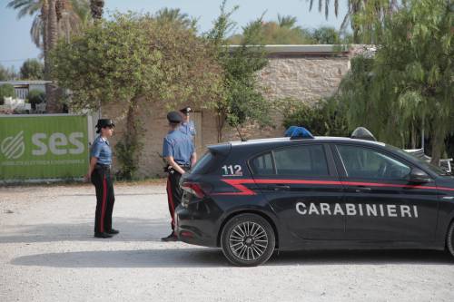 Rissa e spari a Molfetta, carabinieri sul luogo della tragedia